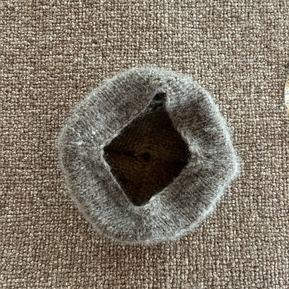 Vintage Woolen Cap - Picture 5 of 7